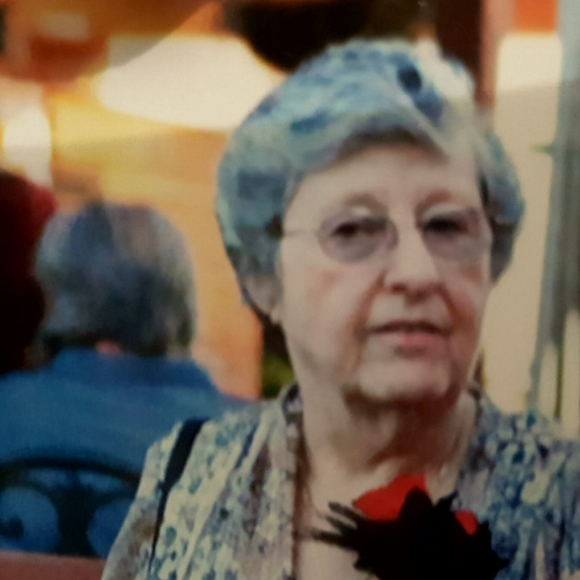 Meet your Posher, June - Picture 1 of 1